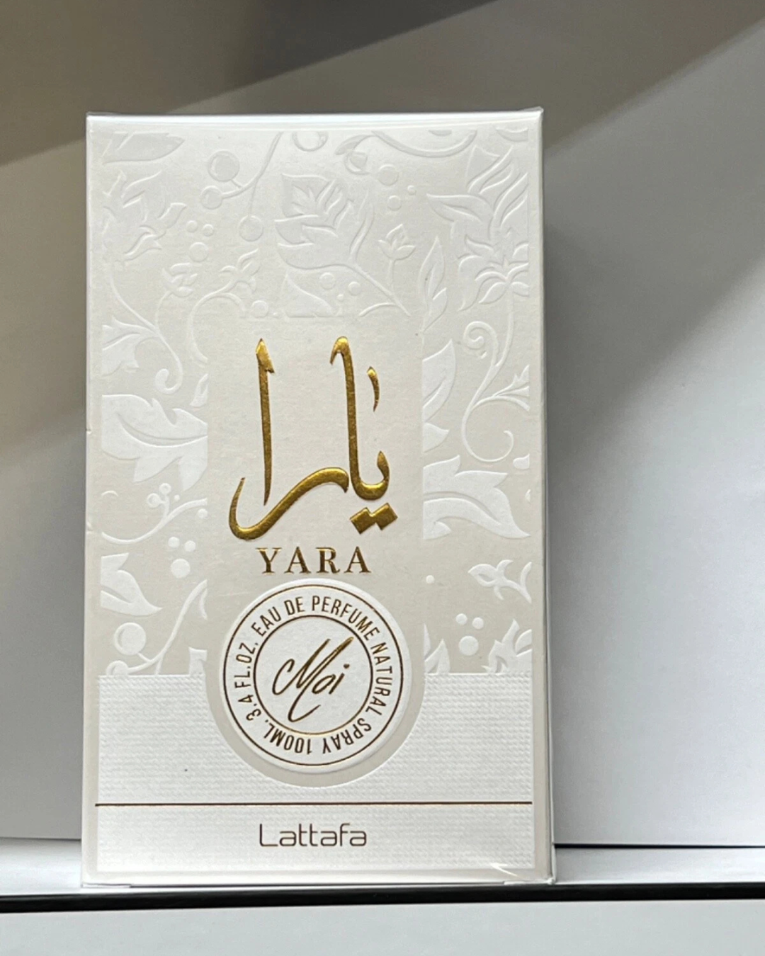 Lattafa Yara Moi Eau de Parfum by Luxivio, 100ml bottle, featuring elegant packaging and a luxurious creamy sweet fragrance for women.