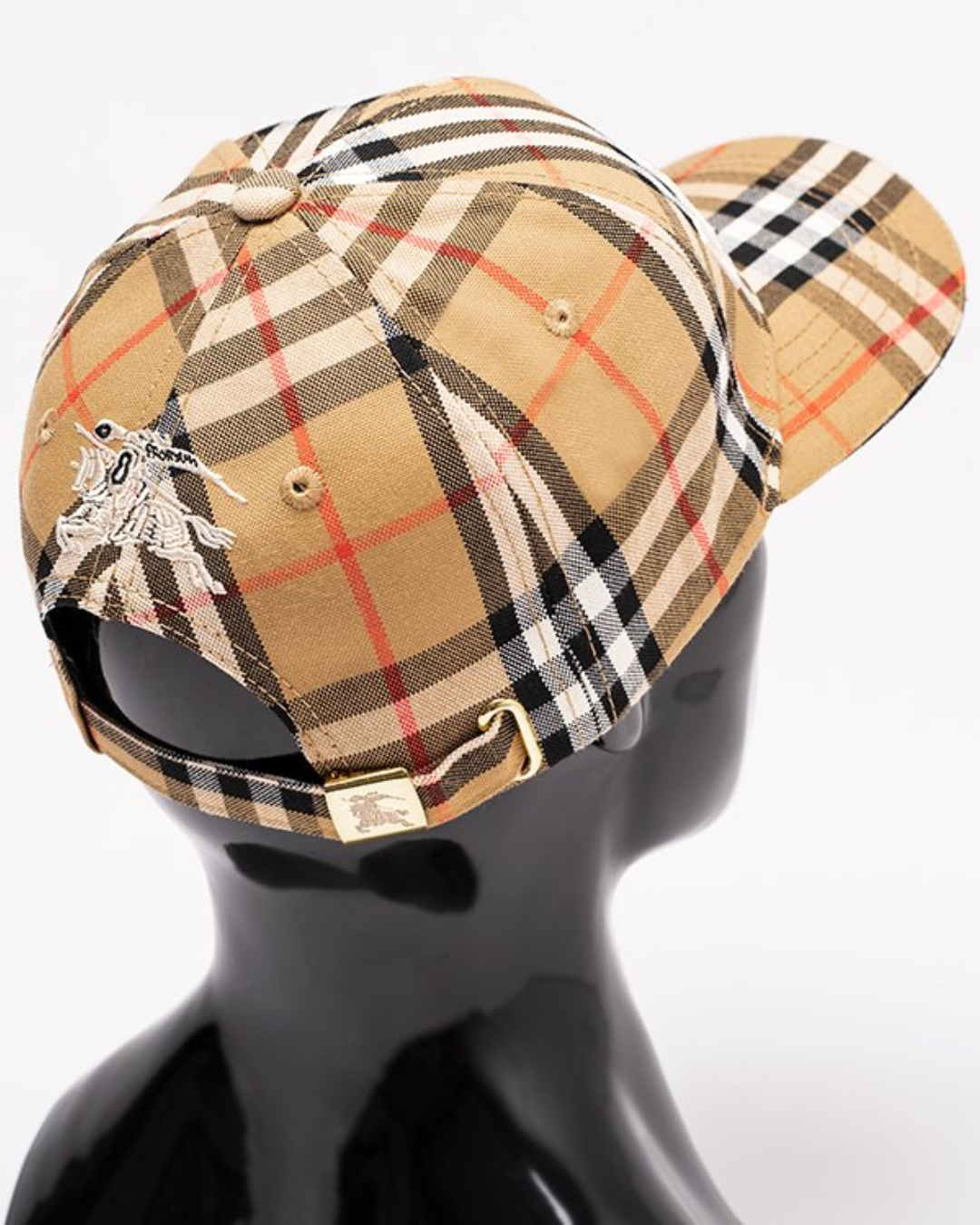 Luxivio Burberry vintage check baseball cap, unisex designer hat with classic pattern and adjustable strap, stylish and casual headwear
