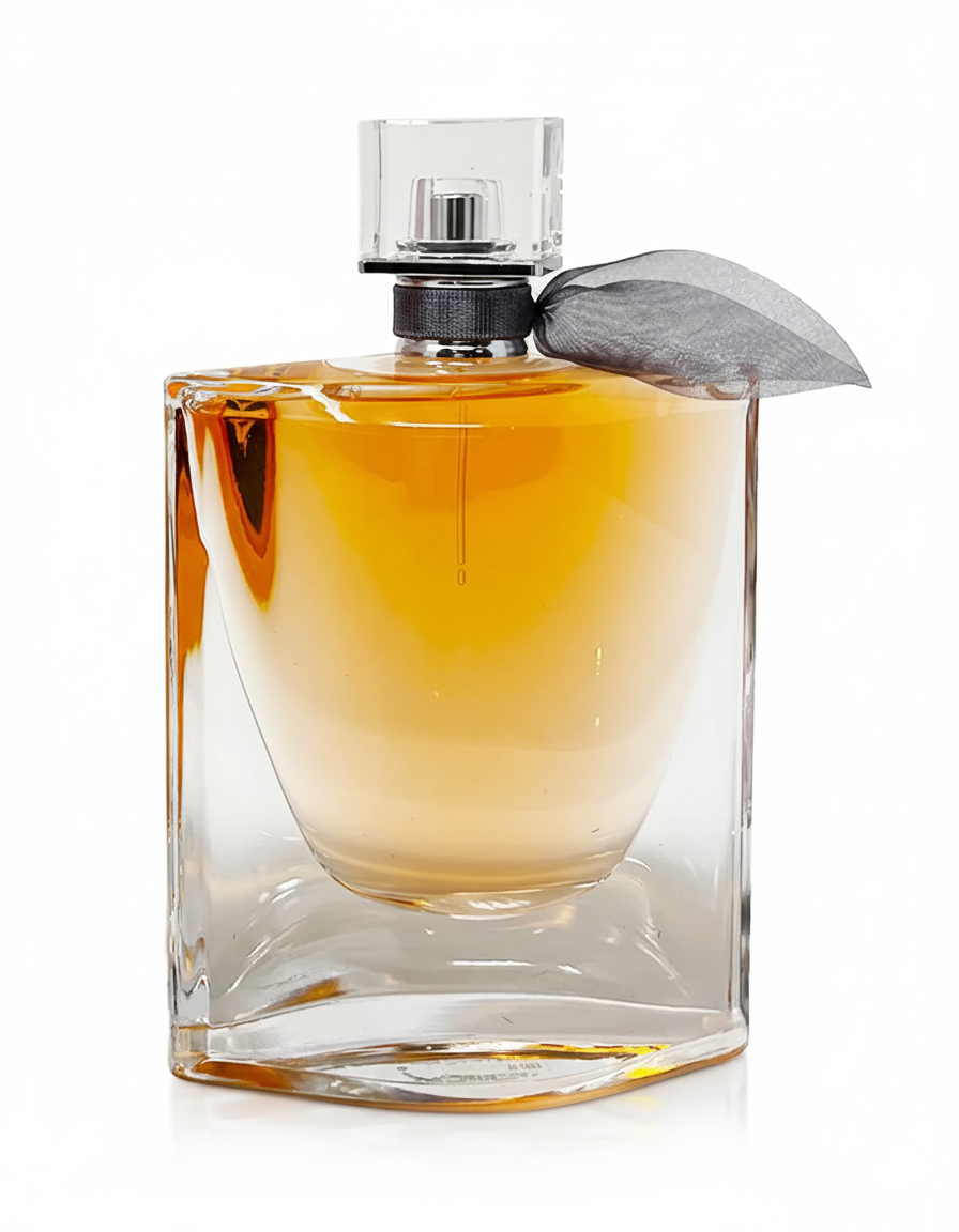 Lancôme La Vie Est Belle Eau De Parfum 100ml luxury women's fragrance bottle with elegant design and floral accents.